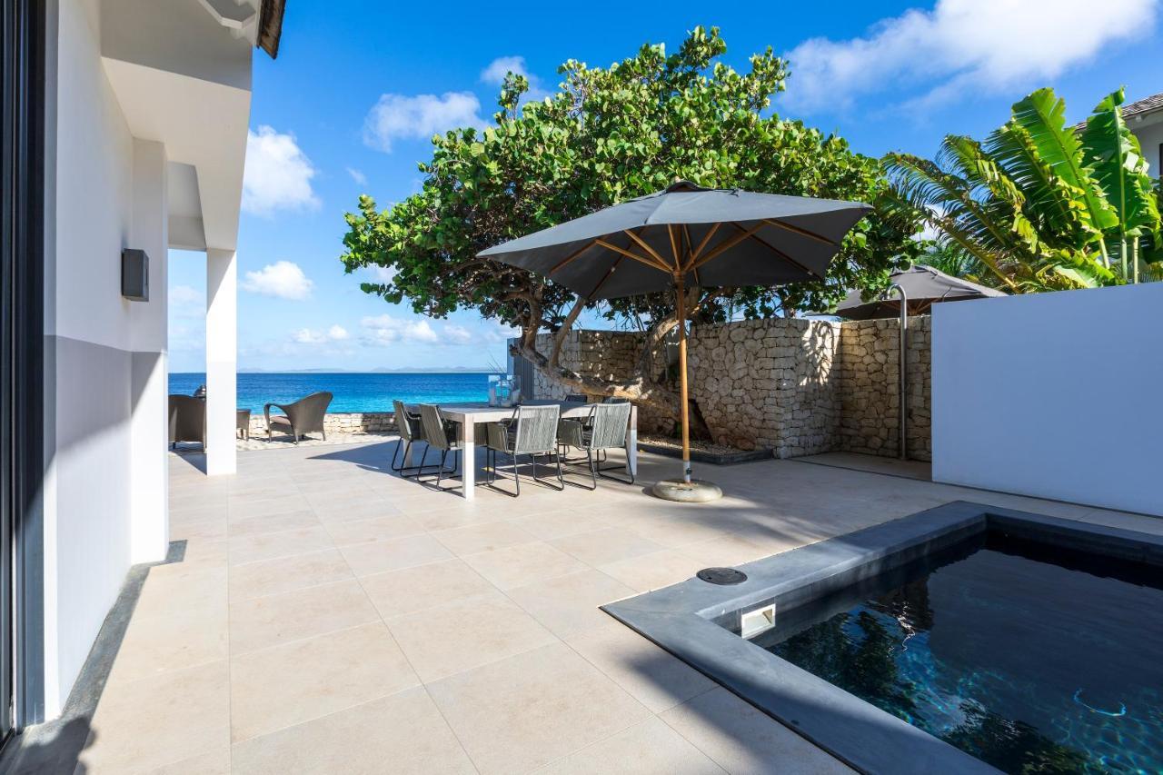 Oceanfront 72 & Sunny Villa Kralendijk  Bagian luar foto